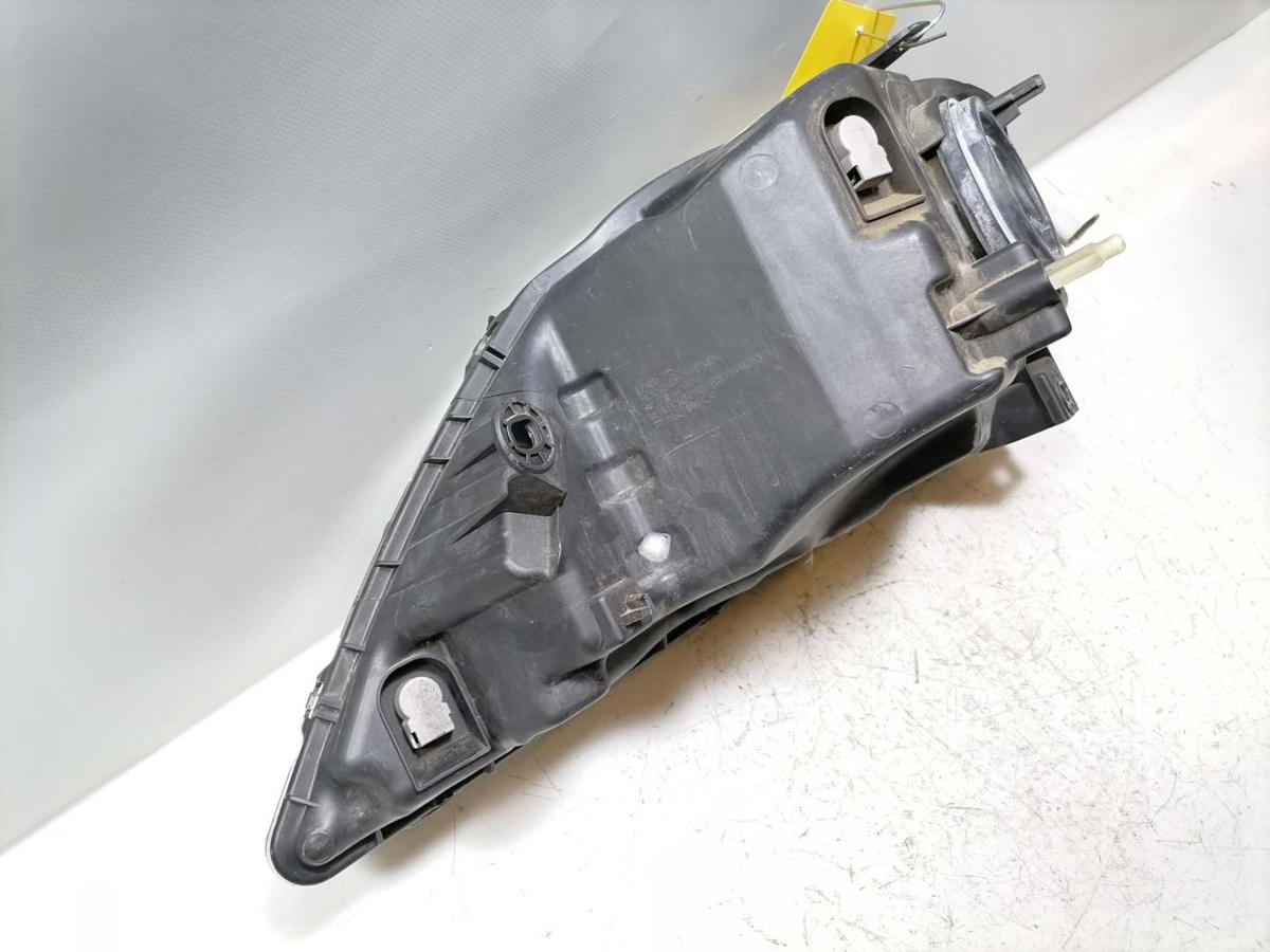 Dacia Logan MCV original Scheinwerfer vorn rechts Halogen Bj.2009